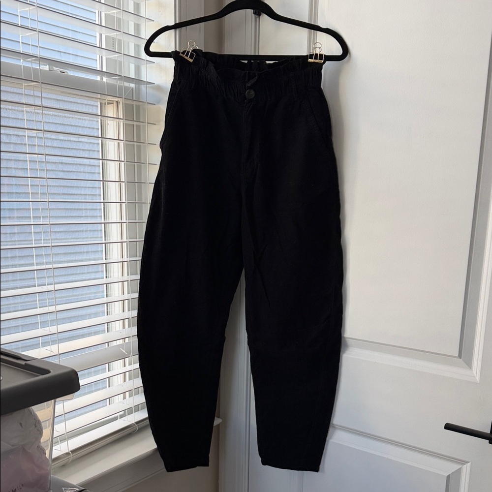 Zara Black Corduroy Barrel leg Pants